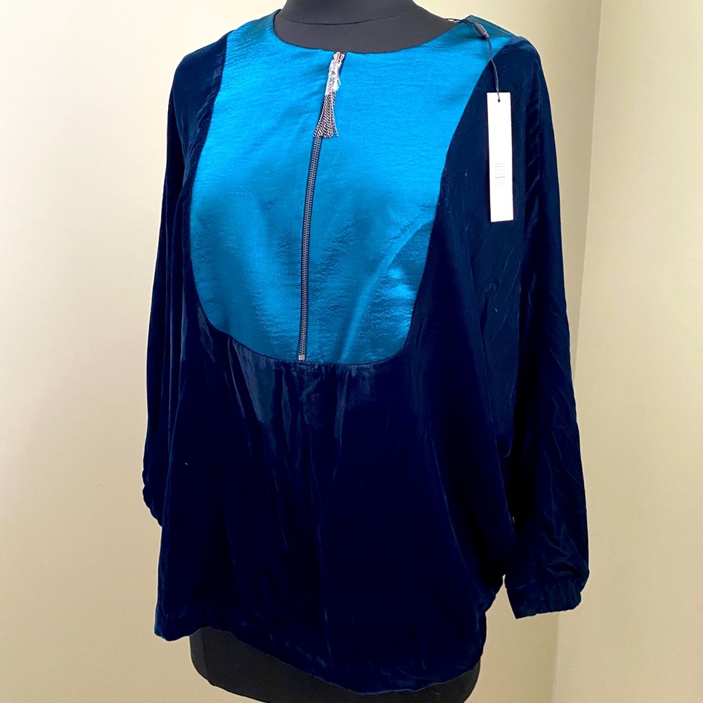T Tahari lala cobalt blue velvet blouse